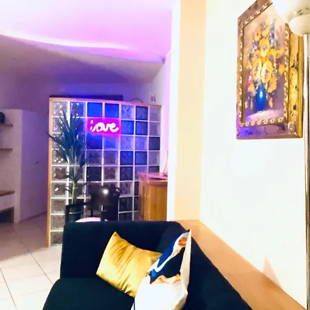 Skyline Arena Apartman Verona